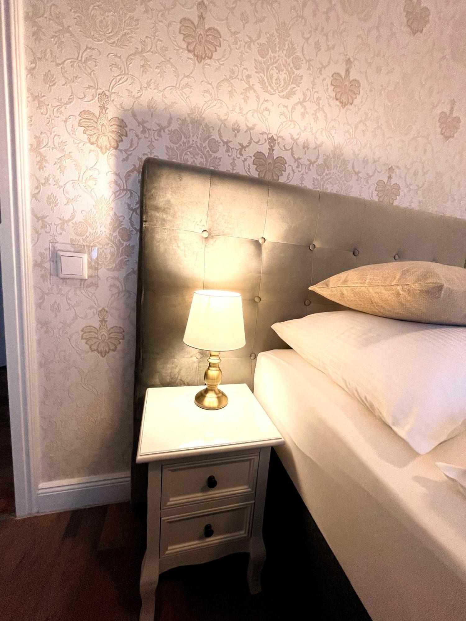 Hotel Kolossos Duesseldorf - Neuss Eksteriør billede