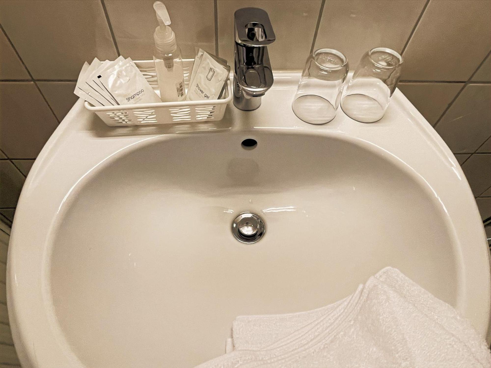 Hotel Kolossos Duesseldorf - Neuss Værelse billede