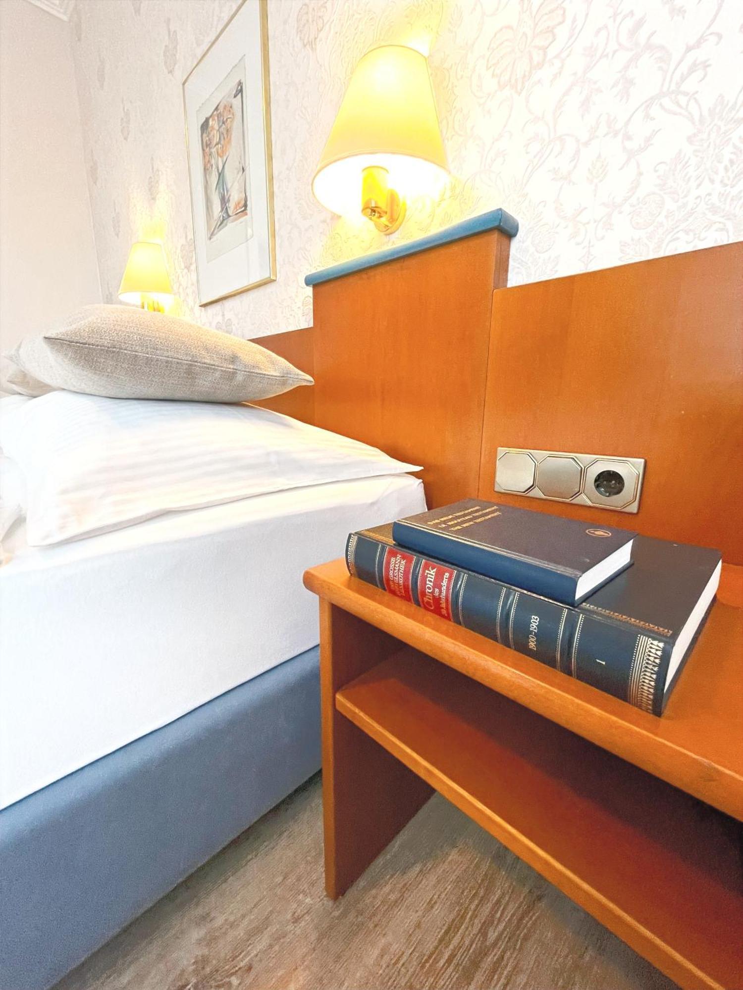 Hotel Kolossos Duesseldorf - Neuss Værelse billede